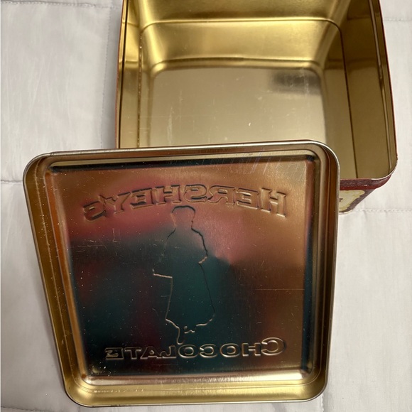 Vintage (1992) Herseys Pure Milk Choc Bin - Picture 3 of 3